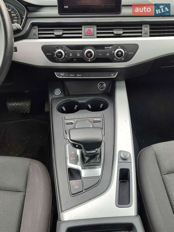 Универсал Audi A4 2016 в Хмельницком