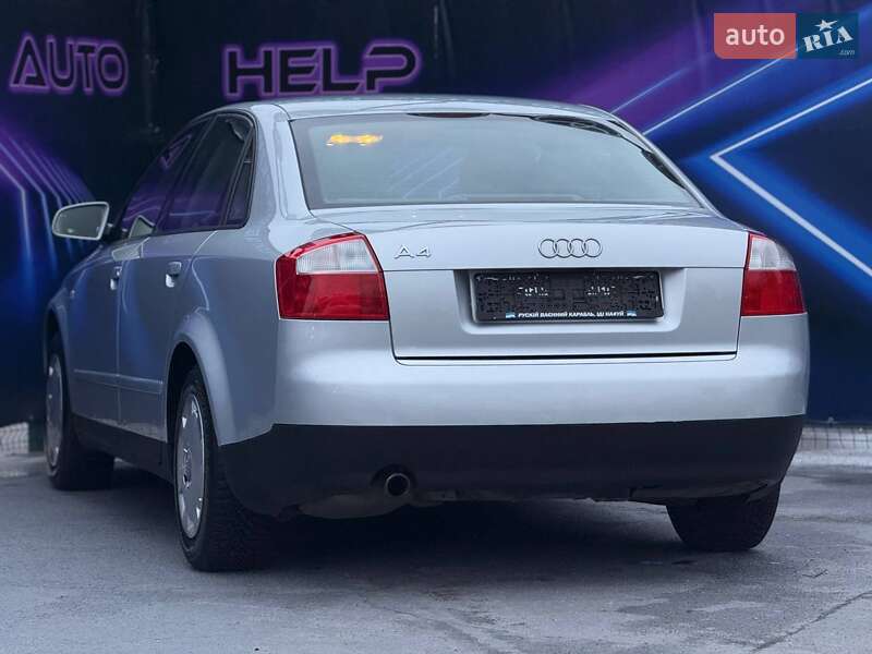 Седан Audi A4 2003 в Запорожье