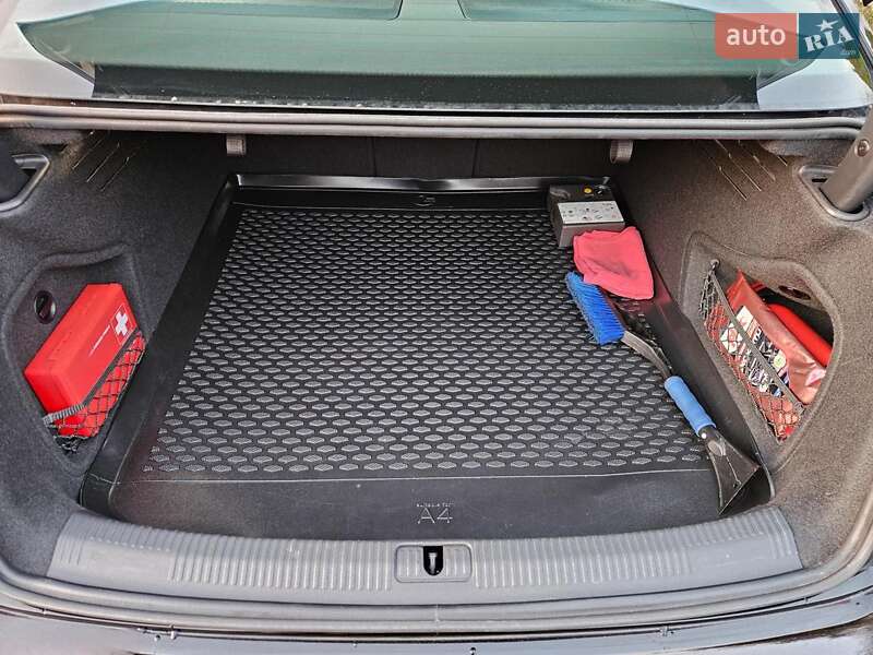 Седан Audi A4 2018 в Киеве