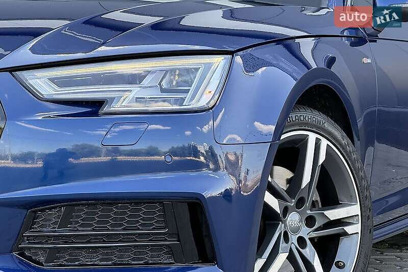 Седан Audi A4 2017 в Львове