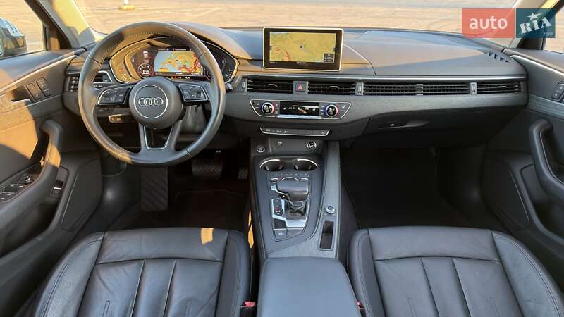 Седан Audi A4 2018 в Киеве