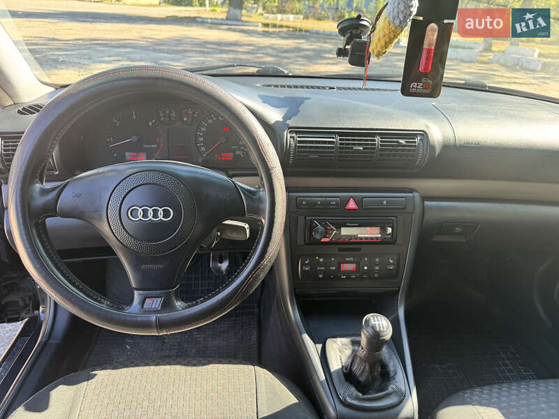 Универсал Audi A4 1999 в Лозовой