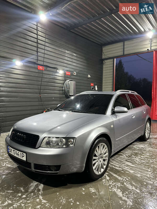 Універсал Audi A4 2003 в Києві