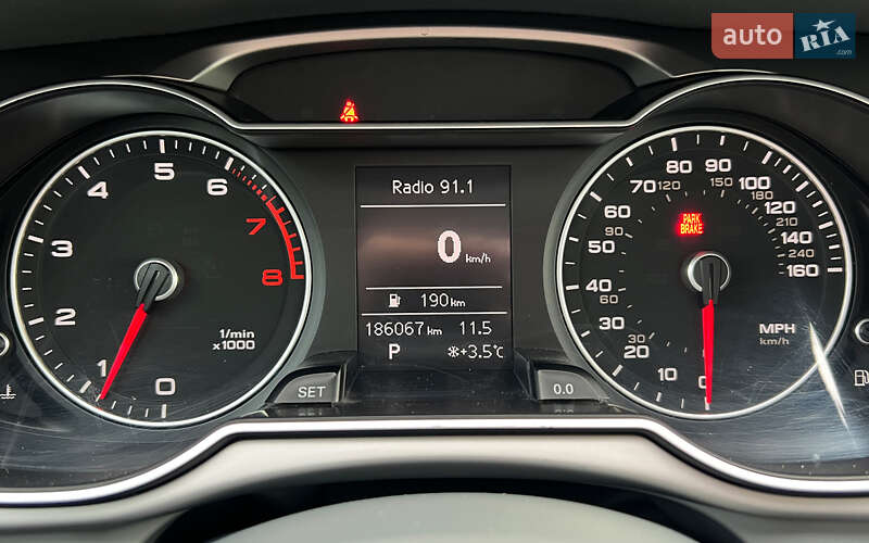 Седан Audi A4 2013 в Львові