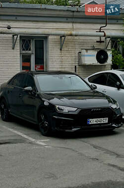 Седан Audi A4 2016 в Киеве