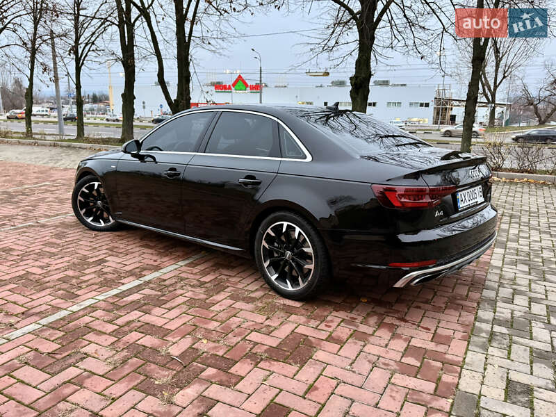 Седан Audi A4 2019 в Харкові