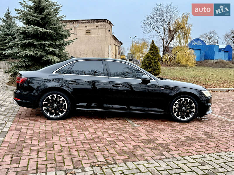 Седан Audi A4 2019 в Харкові