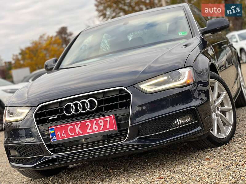 Седан Audi A4 2015 в Стрию