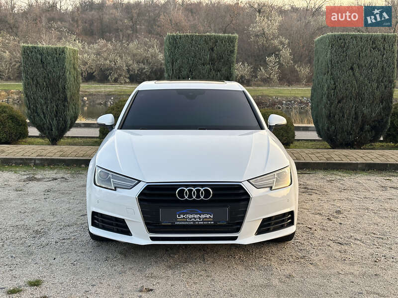 Седан Audi A4 2016 в Дніпрі
