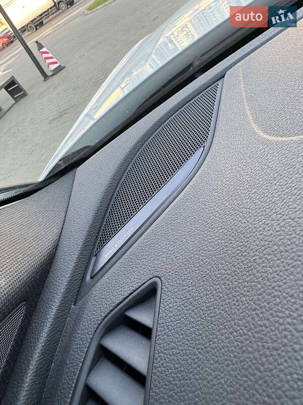 Седан Audi A4 2024 в Києві