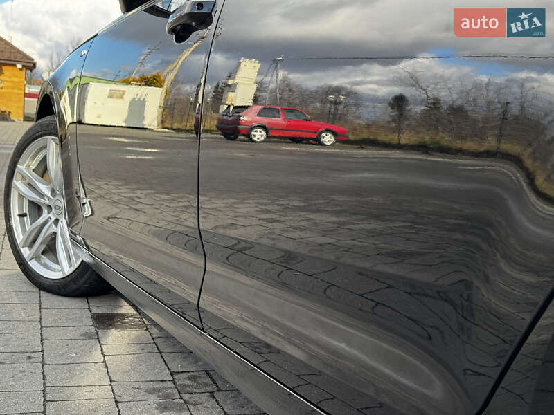 Универсал Audi A4 2018 в Стрые