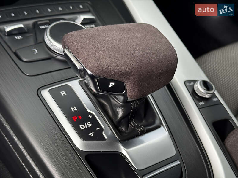 Универсал Audi A4 2018 в Стрые