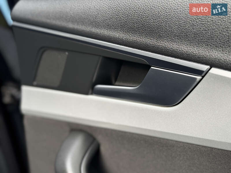 Универсал Audi A4 2018 в Стрые