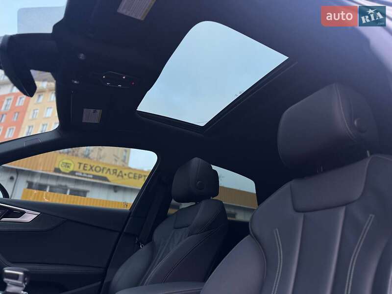 Седан Audi A4 2024 в Одесі