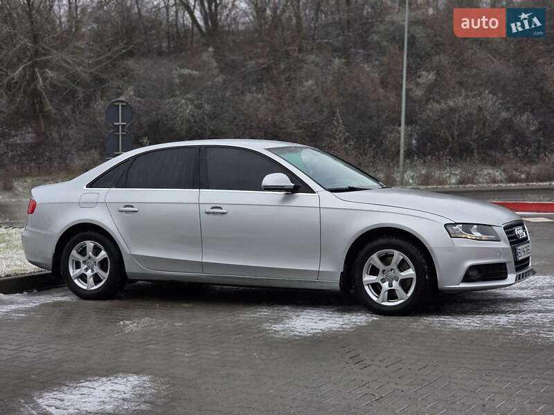 Седан Audi A4 2008 в Тернополе