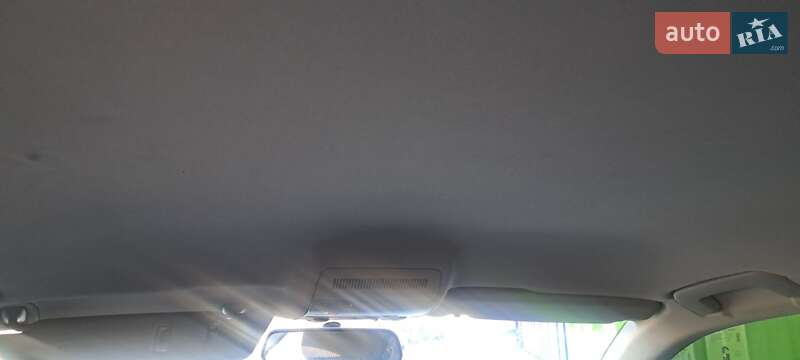 Седан Audi A4 2001 в Нововолынске