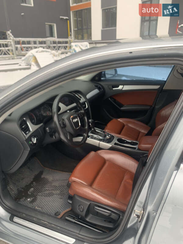 Седан Audi A4 2009 в Шептицькому