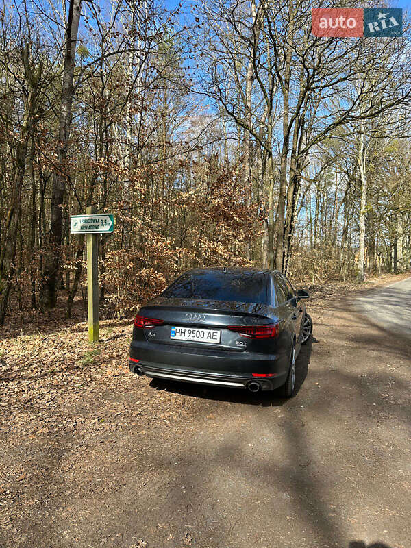 Седан Audi A4 2017 в Киеве