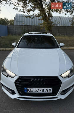 Седан Audi A4 2018 в Дніпрі