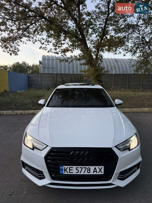 Седан Audi A4 2018 в Днепре