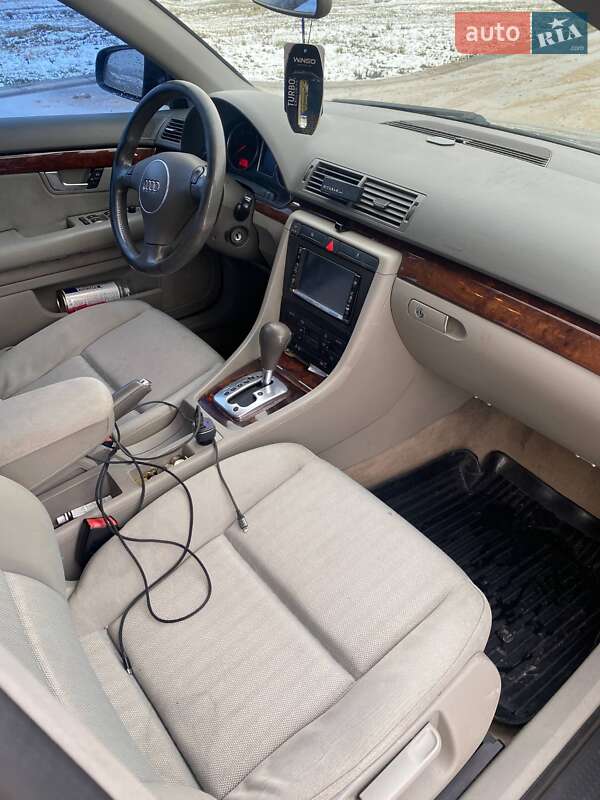 Универсал Audi A4 2004 в Ровно