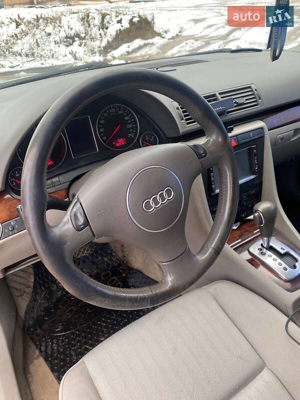 Универсал Audi A4 2004 в Ровно