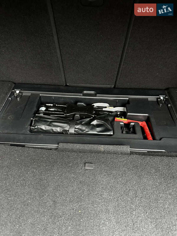 Седан Audi A4 2019 в Вінниці