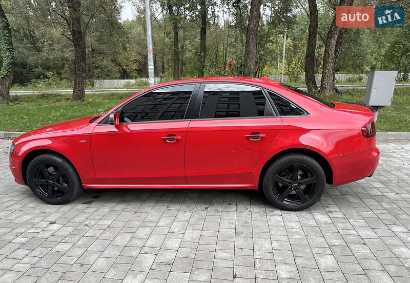 Седан Audi A4 2011 в Новояворівську