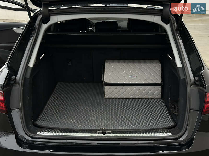 Універсал Audi A4 2019 в Луцьку