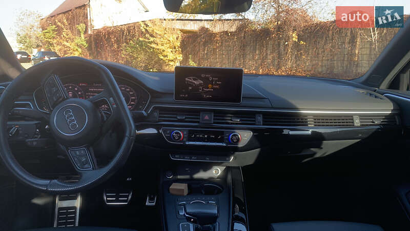 Седан Audi A4 2018 в Одессе