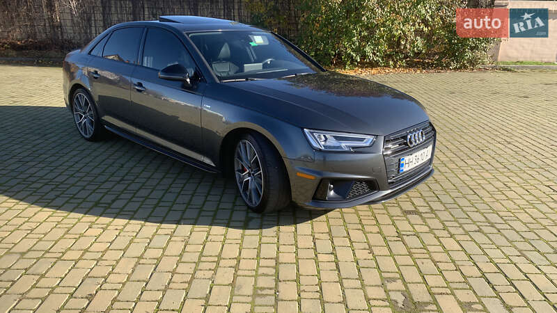 Седан Audi A4 2018 в Одессе