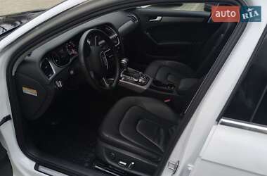 Седан Audi A4 2014 в Івано-Франківську