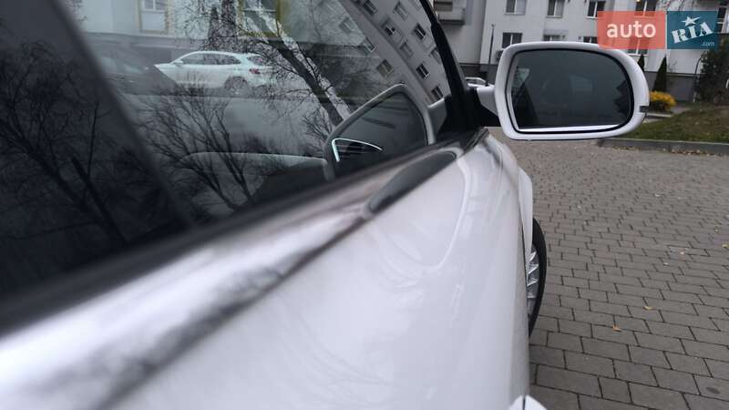 Седан Audi A4 2014 в Івано-Франківську