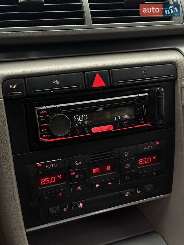 Седан Audi A4 2005 в Киеве фото 19 Седан Audi A4 2005 в Киеве