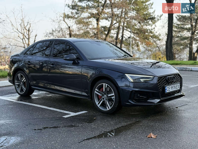 Седан Audi A4 2017 в Одесі