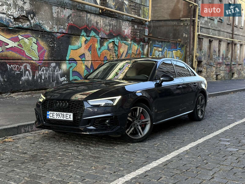 Седан Audi A4 2017 в Одесі