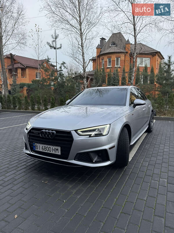 Седан Audi A4 2015 в Полтаве