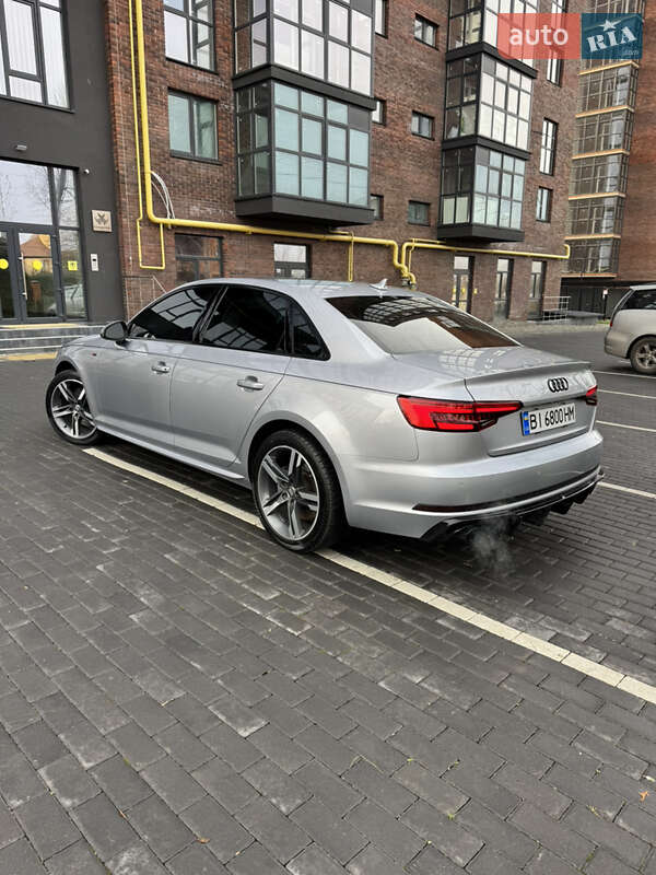 Седан Audi A4 2015 в Полтаве