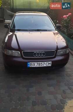 Седан Audi A4 1996 в Славуті