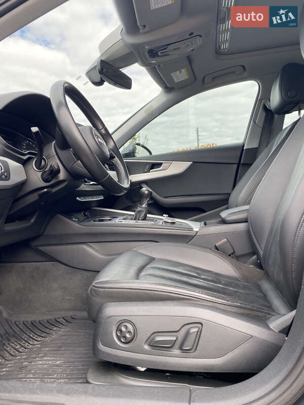 Седан Audi A4 2017 в Ровно