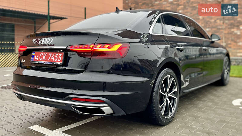 Седан Audi A4 2020 в Києві