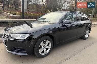 Универсал Audi A4 2018 в Ивано-Франковске