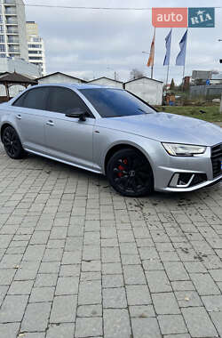 Седан Audi A4 2017 в Ивано-Франковске