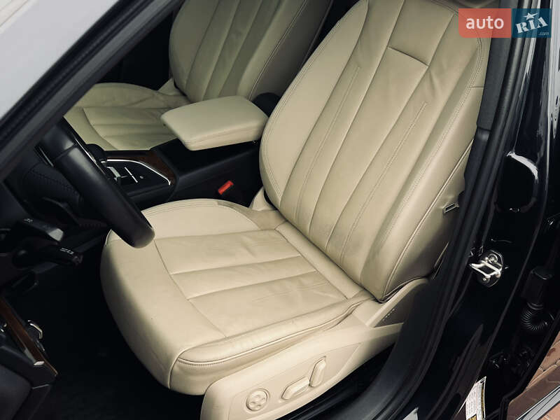 Седан Audi A4 2017 в Одессе