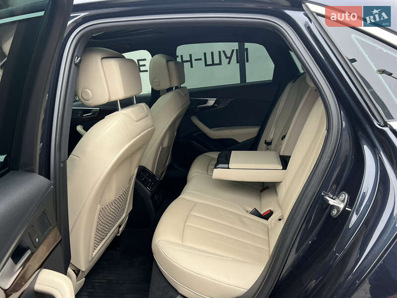 Седан Audi A4 2017 в Одессе