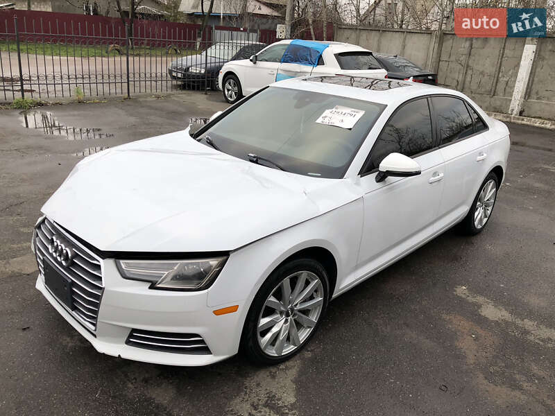 Седан Audi A4 2017 в Ирпене