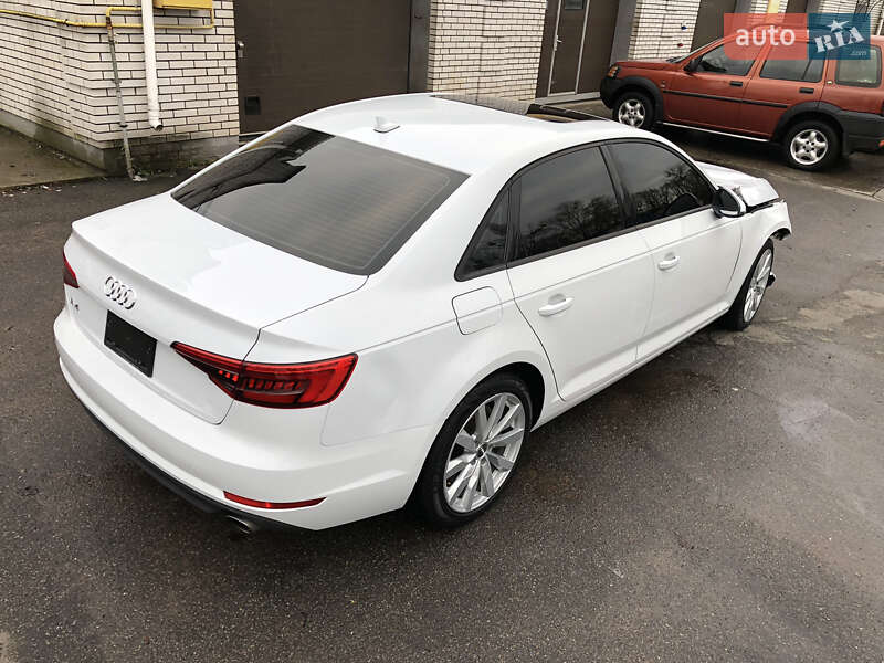 Седан Audi A4 2017 в Ирпене