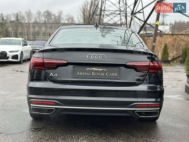 Седан Audi A4 2021 в Харкові