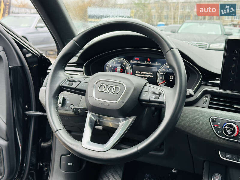Седан Audi A4 2021 в Харкові