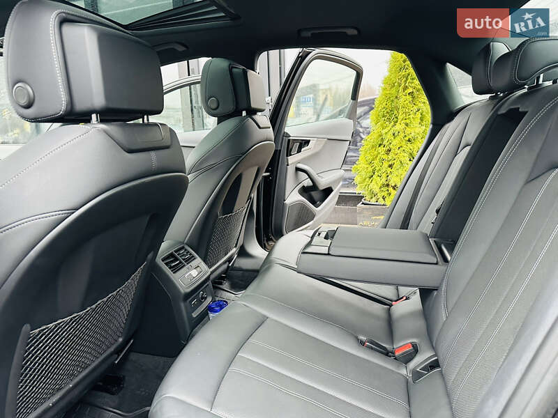 Седан Audi A4 2021 в Харкові